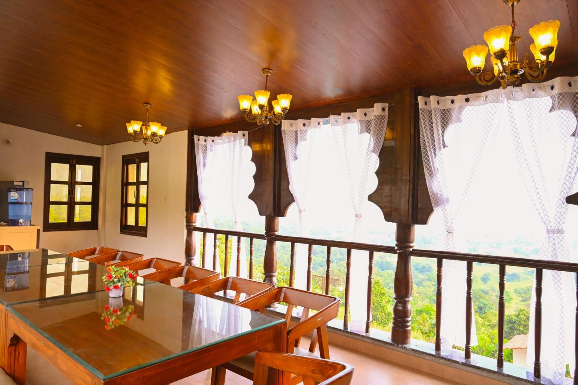 Farm stay Shinde's Tikona Valley Farm *