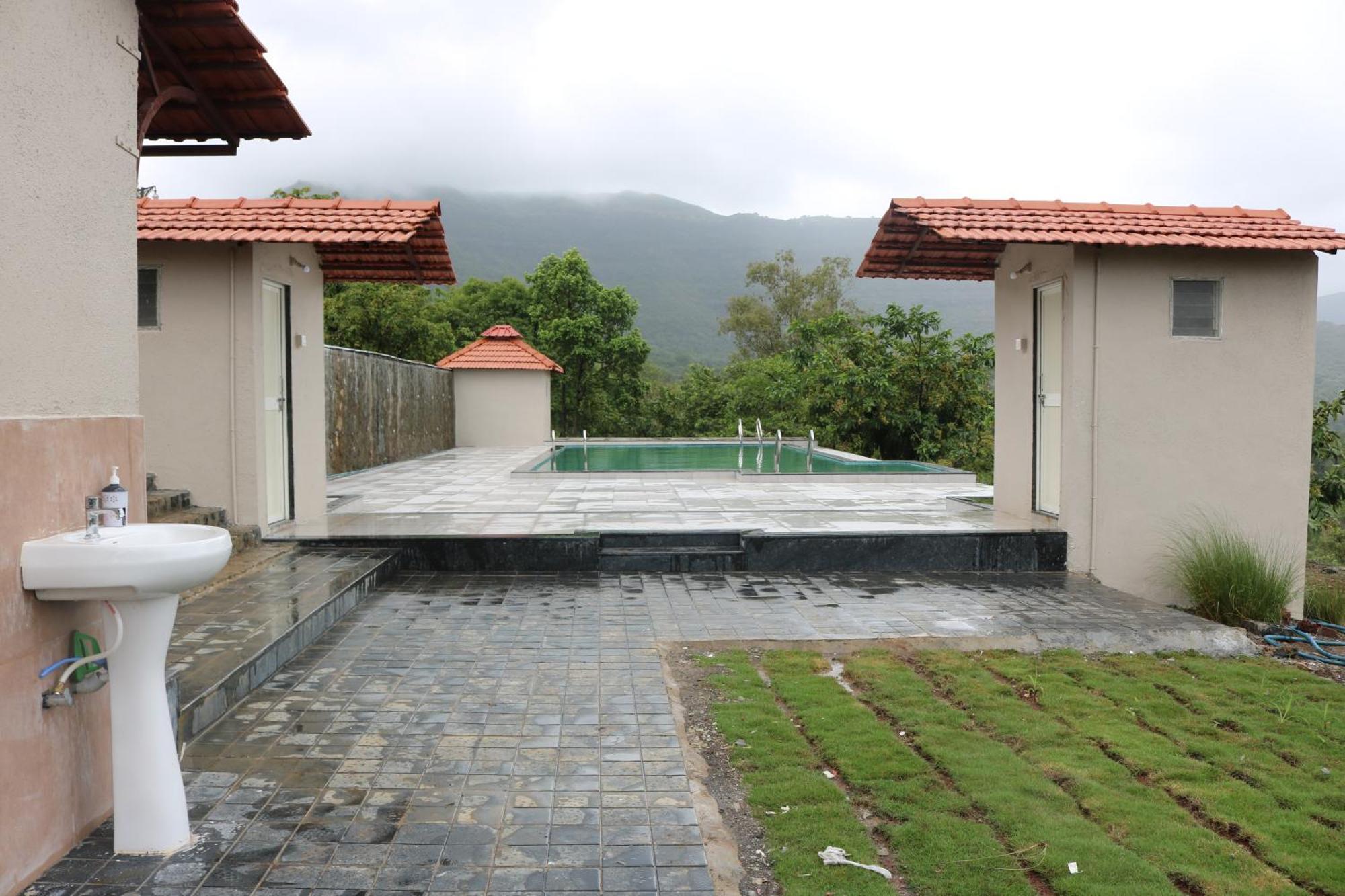 Farm stay Shinde's Tikona Valley Farm