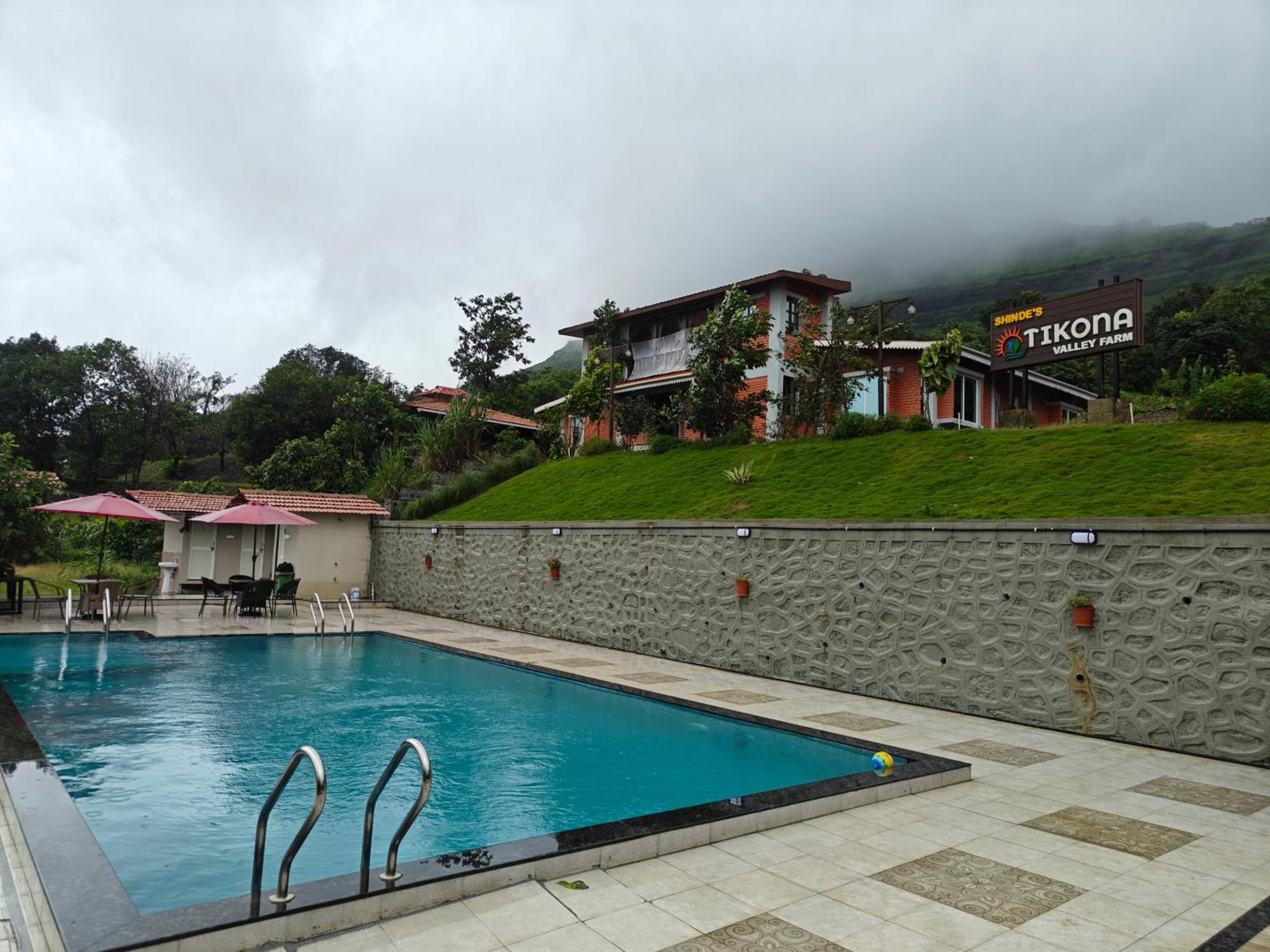 Shinde's Tikona Valley Farm Farm stay